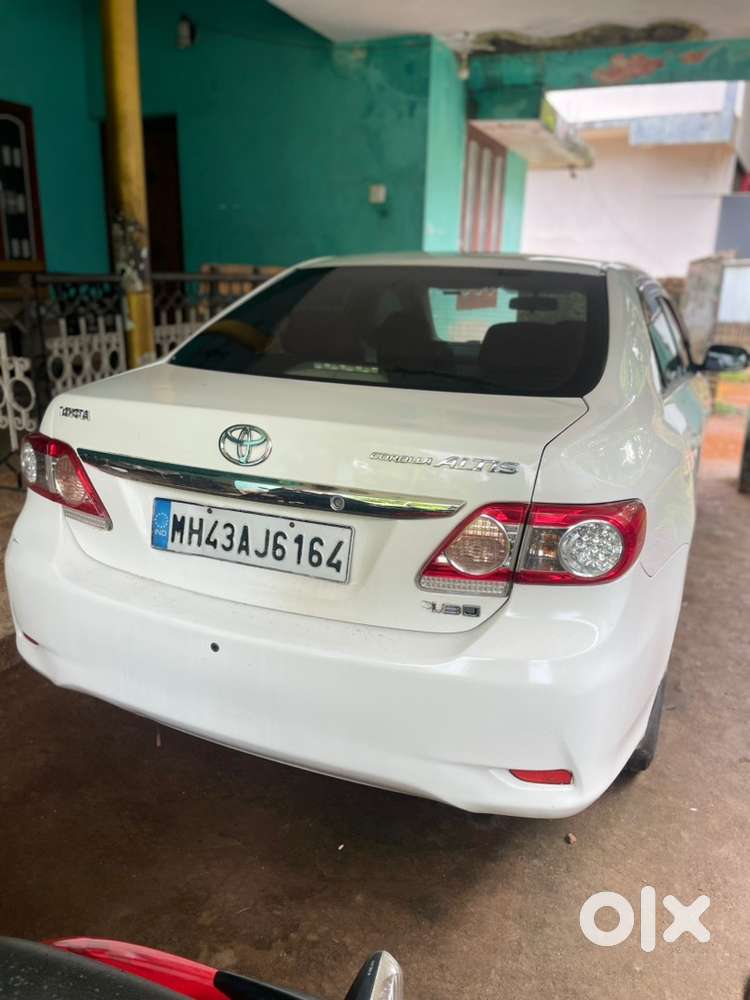 Toyota Corolla Altis 2011