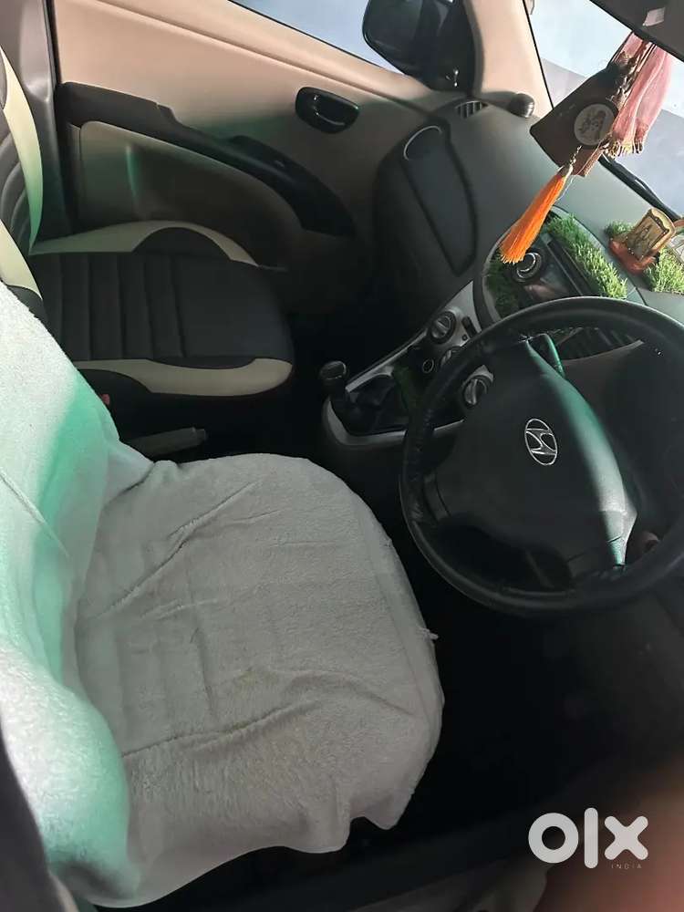 Hyundai I10 2015 Petrol 42000 Km Driven