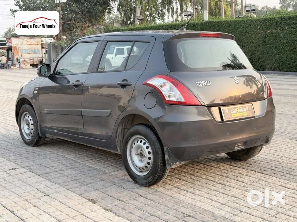 Maruti Suzuki Swift Lxi Optional-o, 2015, Petrol