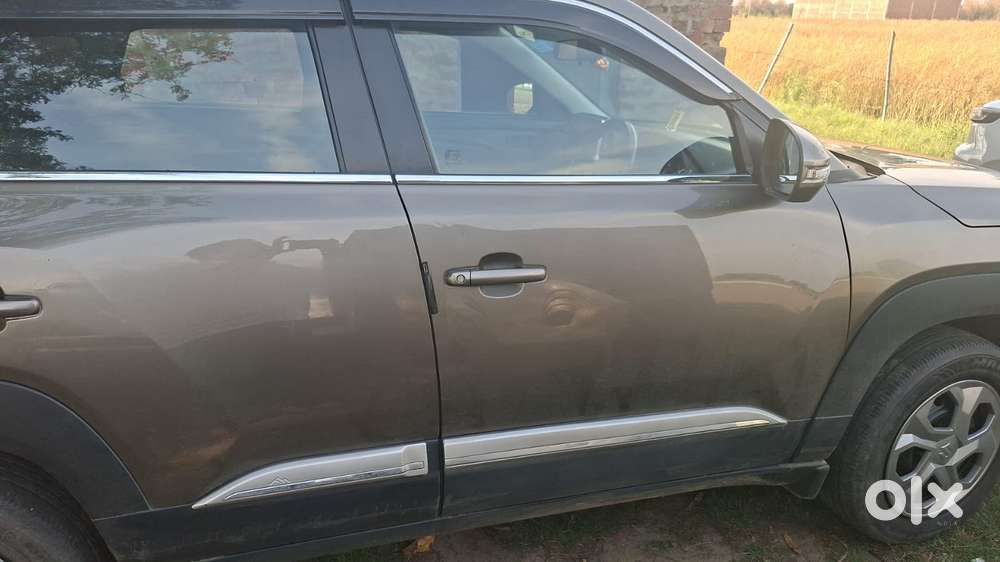 Maruti Suzuki Brezza 1.5 Lxi Cng, 2024, Cng & Hybrids