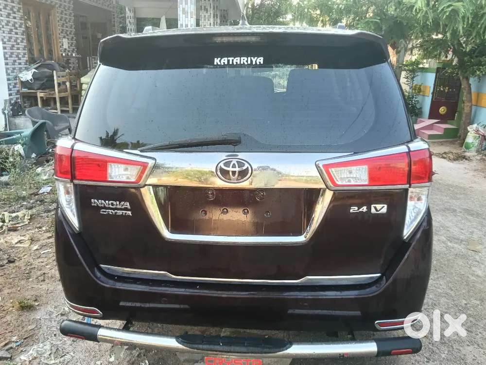 Toyota Innova Crysta 2016
