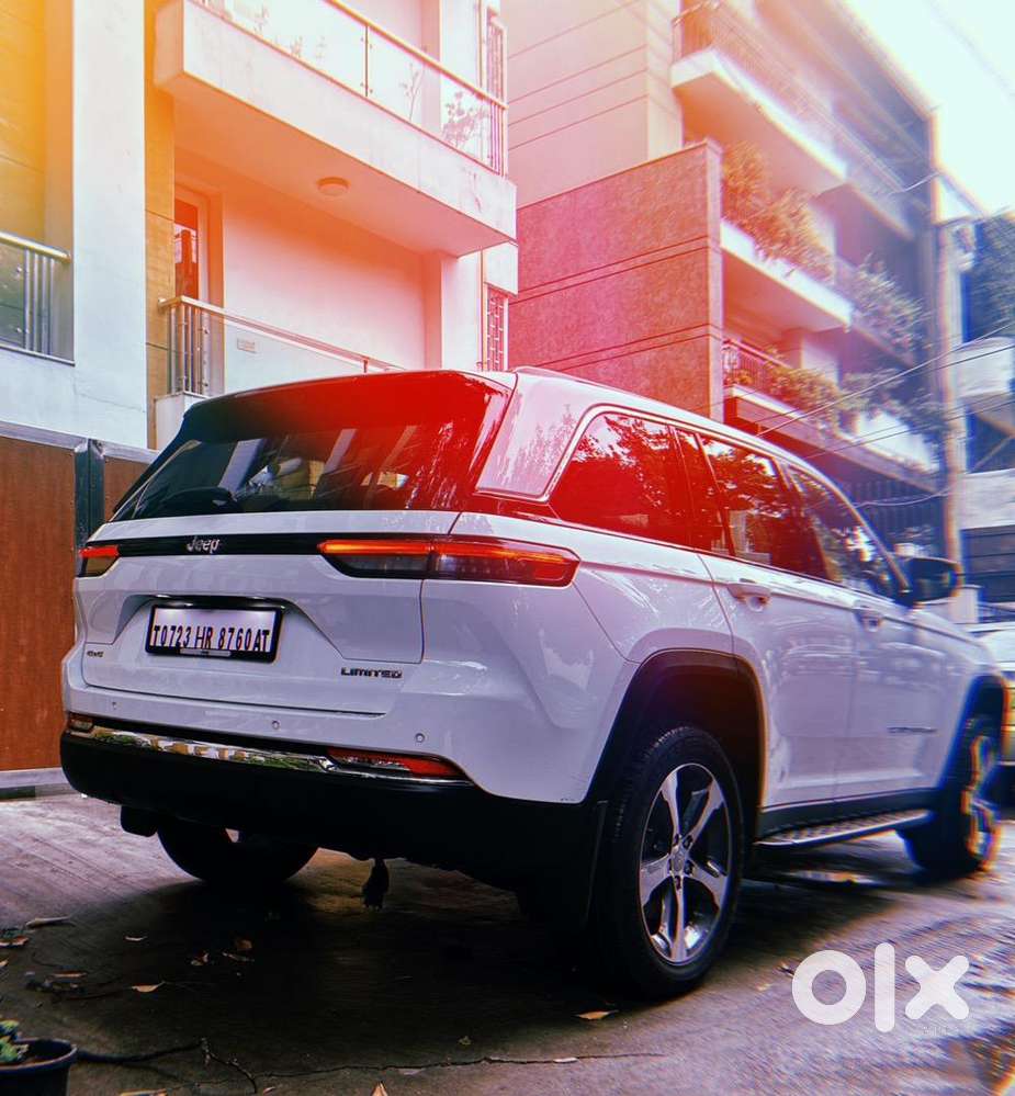 Jeep Grand Cherokee 2023 Petrol Well Maintained