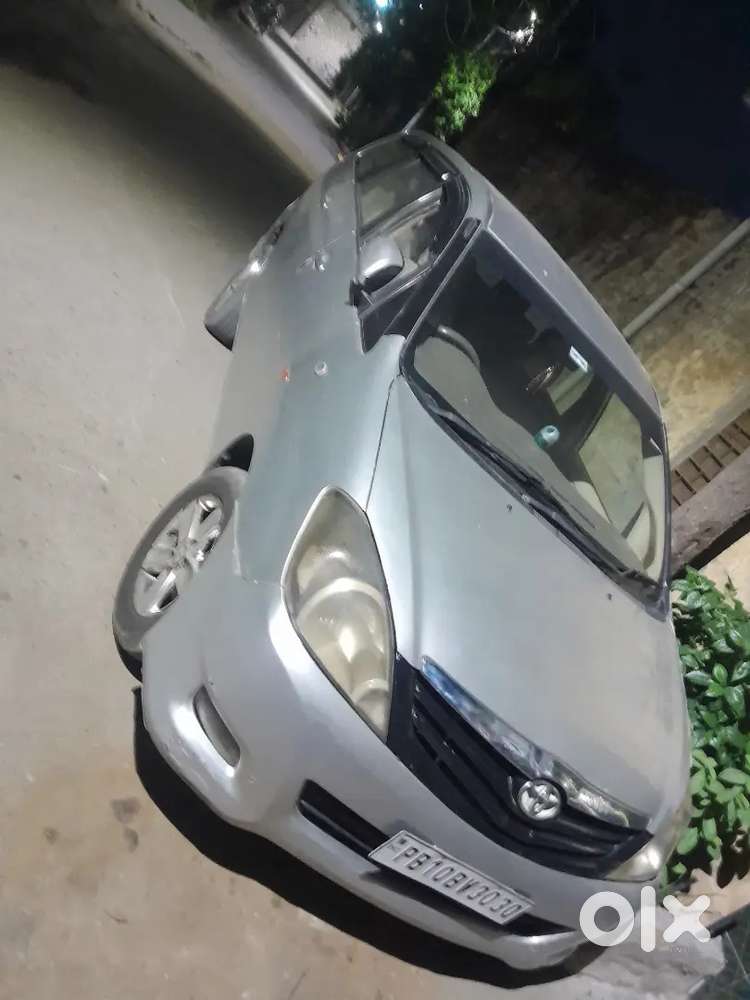 Toyota Innova 2006