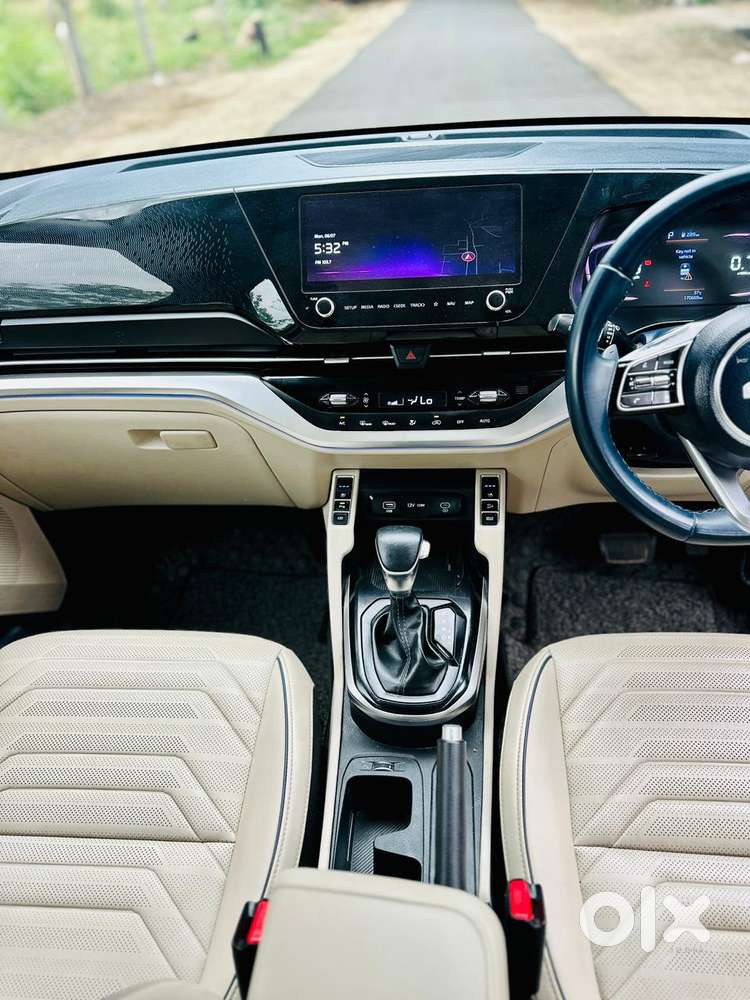 Kia Carens 1.5 Luxury Plus Diesel At 6 Str, 2023, Diesel