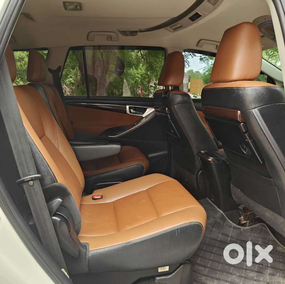 Toyota Innova Crysta 2.8z Automatic, 2019, Diesel