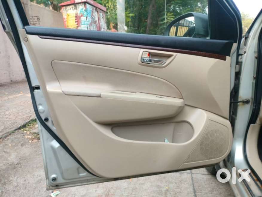 Maruti Suzuki Swift Dzire 1.2 Vxi Bsiv, 2014, Petrol