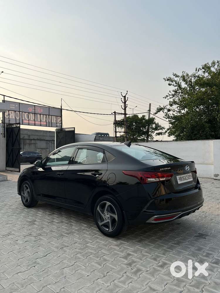 Hyundai Verna, 2022, Petrol