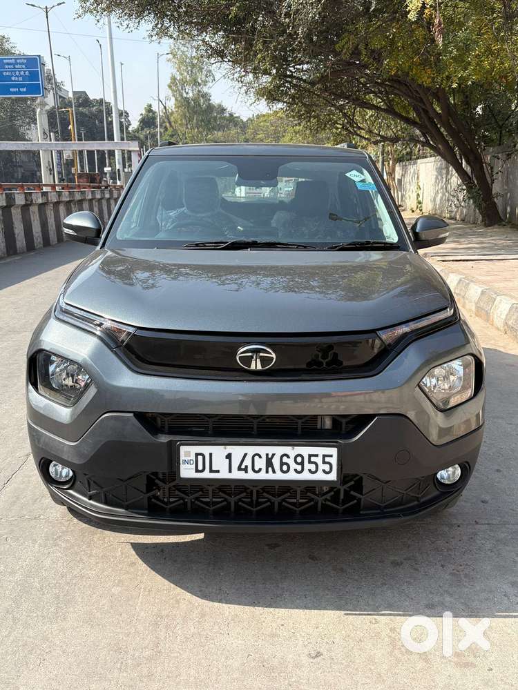 Tata Punch Accomplished Dazzle Sunroof Cng, 2025, Cng & Hybrids