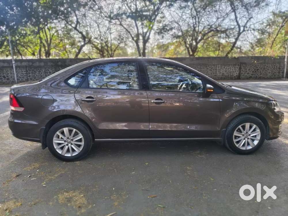Volkswagen Vento 1.2 Tsi Highline At, 2016, Petrol