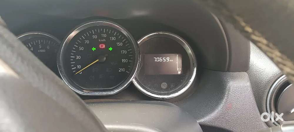 Renault Duster 2017 Diesel 70000 Km Driven