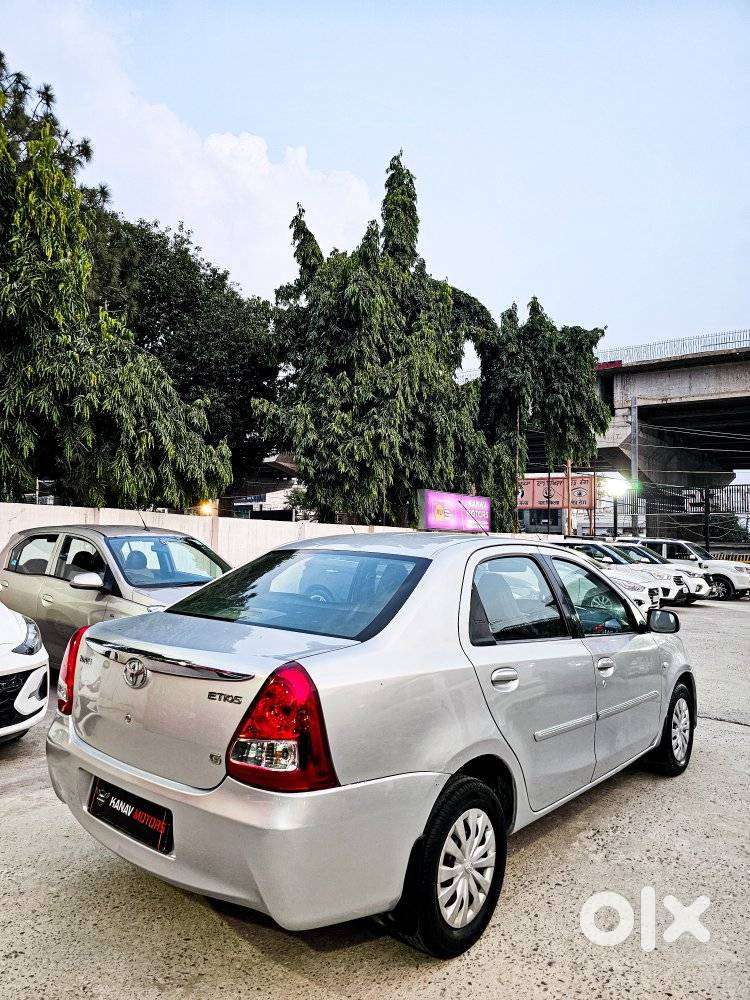 Toyota Etios Xclusive Petrol, 2011, Petrol