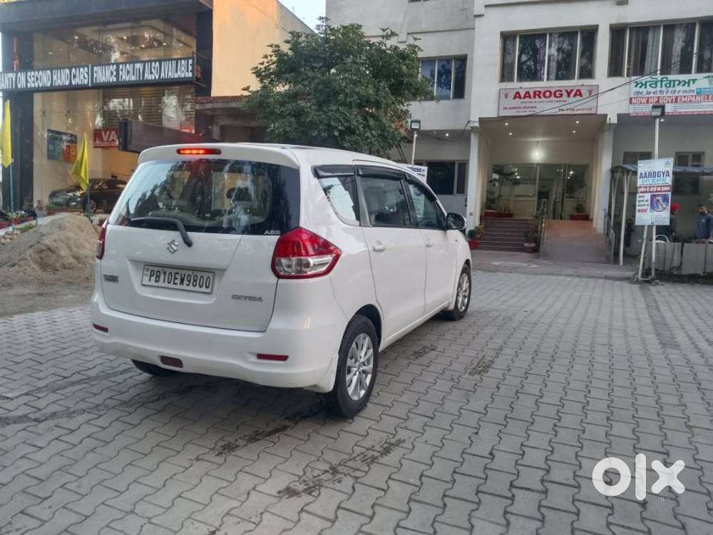 Maruti Suzuki Ertiga Shvs Zdi, 2014, Diesel