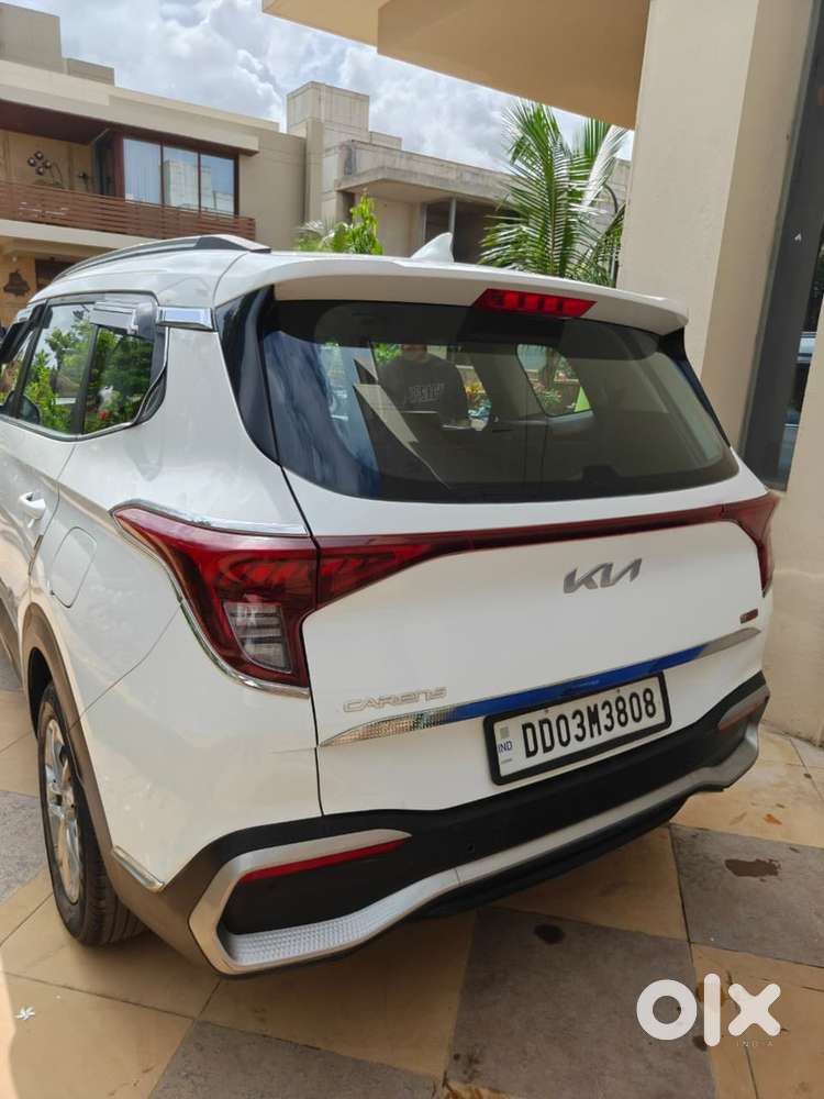 Kia Carens Prestige Imt 2023 Drives