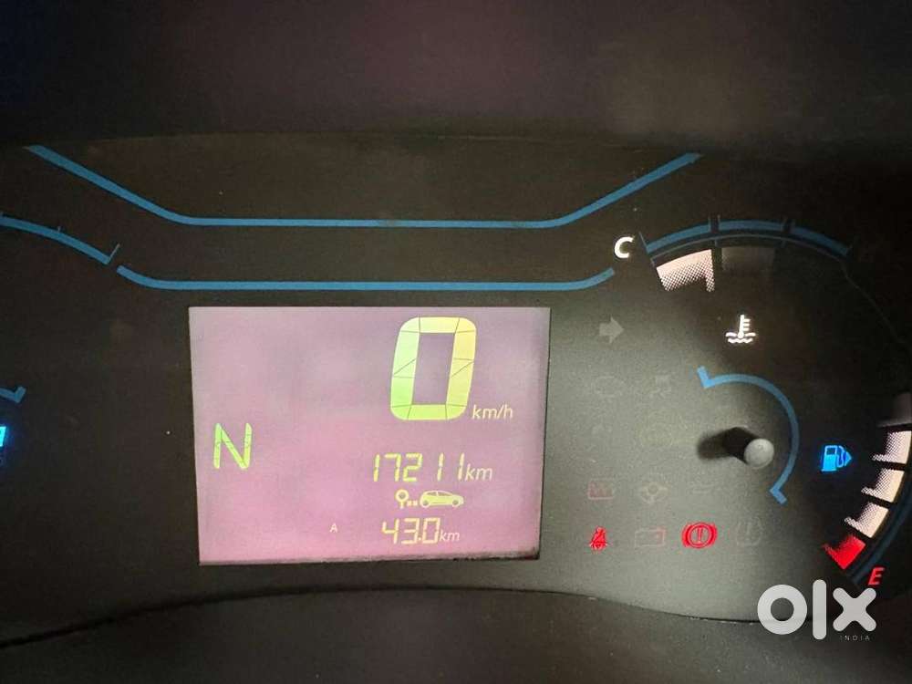 Automatic Renault Kwid  Only 17,000 Km Driven  Excellent Condition