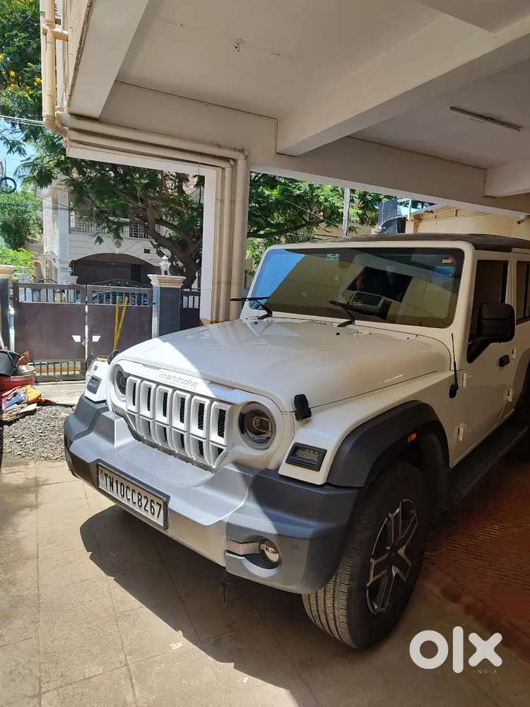 2026 Mahindra Thar Roxx Mx5 Diesel Manual 2wd 5700km White