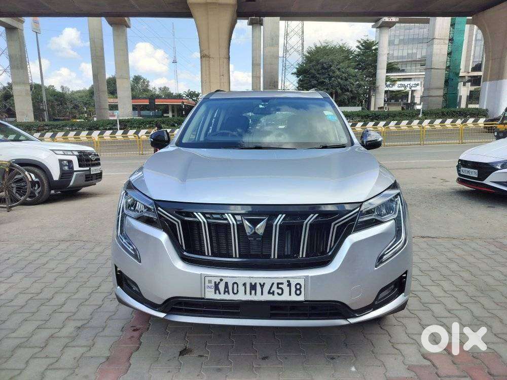 Mahindra Xuv700 2.0 Ax 5 Petrol At Str, 2022, Petrol