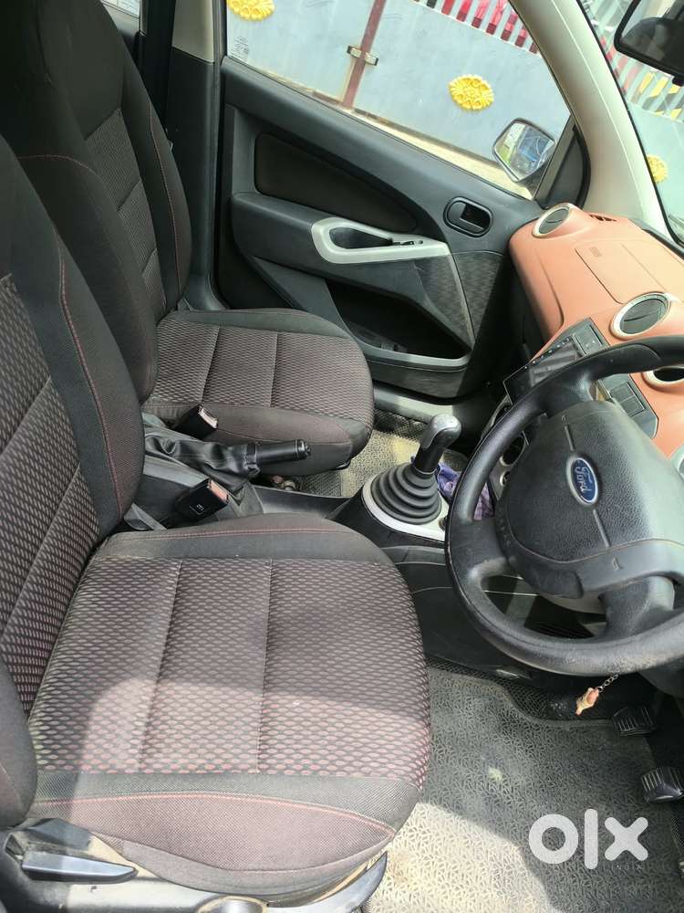Ford Figo Diesel Titanium, 2010, Diesel