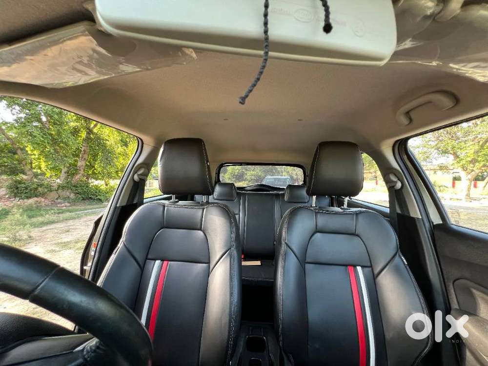 Maruti Suzuki Swift Lxi Optional-o, 2025, Petrol