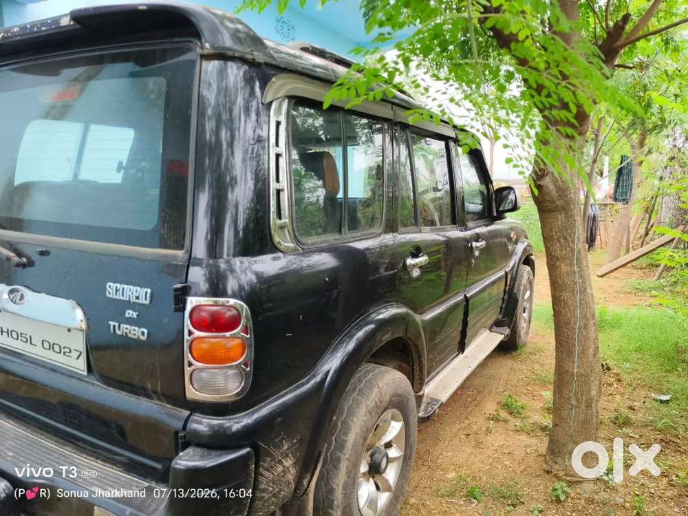 Mahindra Scorpio  2005