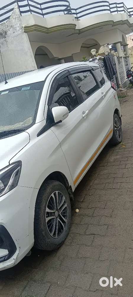 Maruti Suzuki Ertiga Vxi 2025