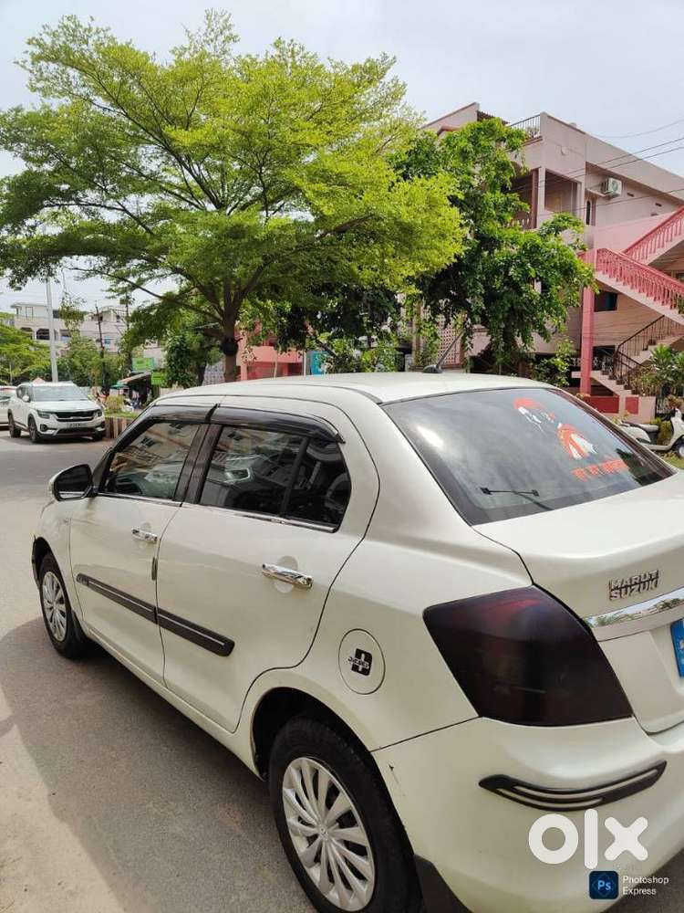 Maruti Suzuki Swift Dzire Vdi Optional, 2015, Diesel