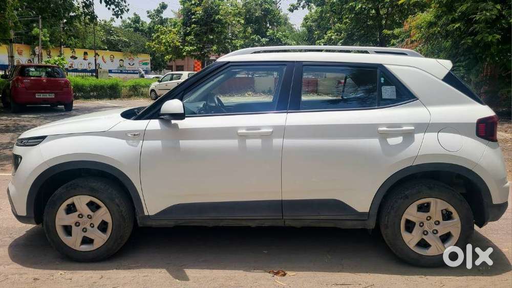 Hyundai Venue S Mt 1.2 Kappa, 2021, Petrol