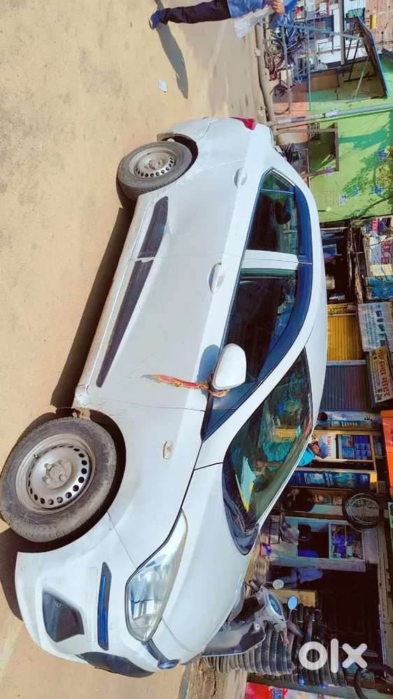Hyundai Xcent 2018 Model Car