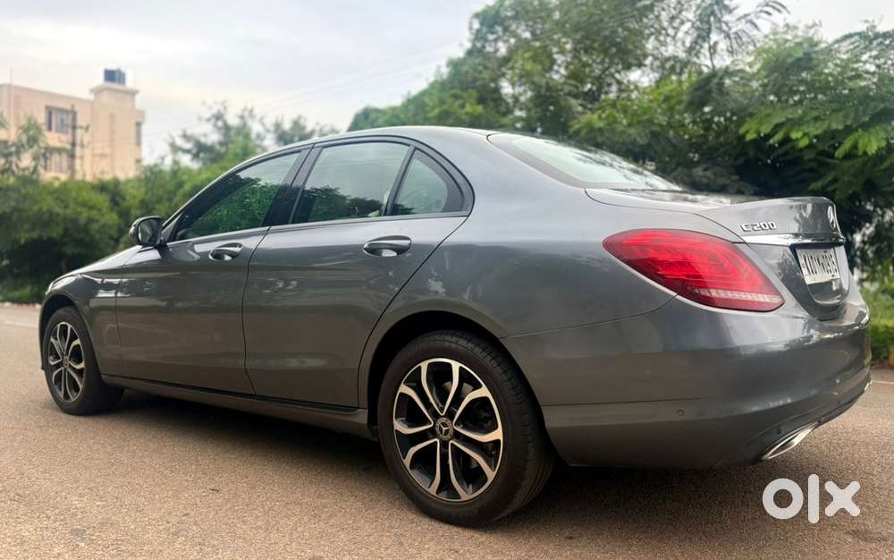 Mercedes-Benz C-Class 2021