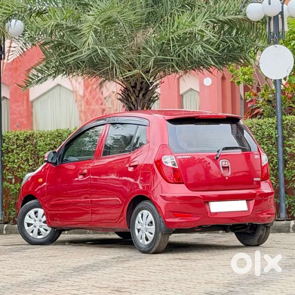 Hyundai I10 Sportz At, 2011, Petrol