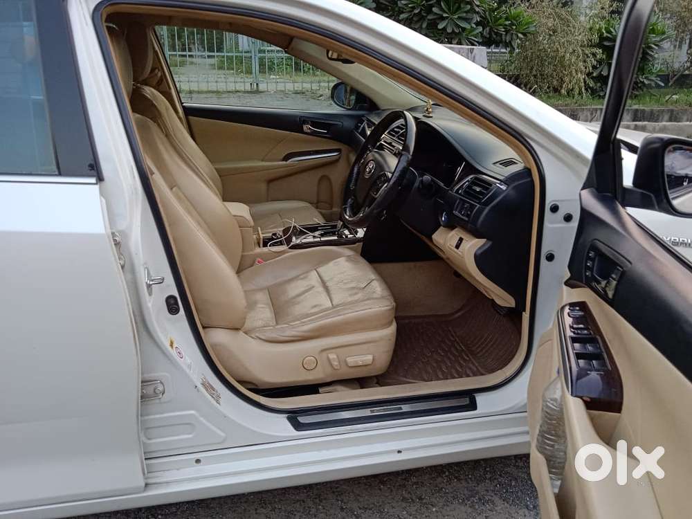 Toyota Camry 2.5 Hybrid, 2015, Petrol