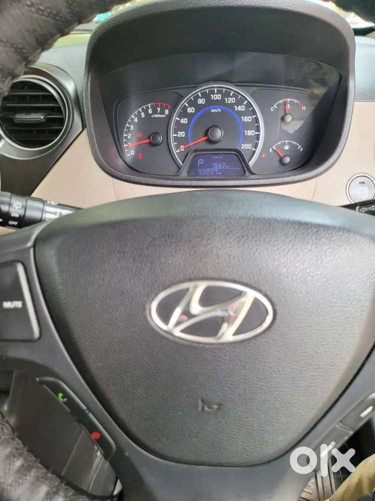 Hyundai Grand I10 2014 Petrol 53000 Km Driven, Push Button Start