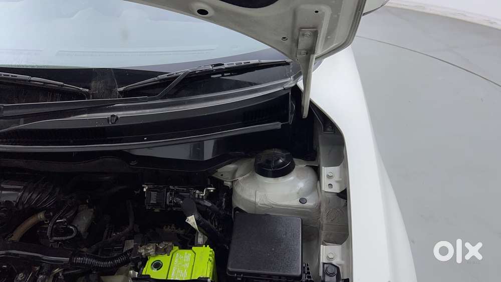 Maruti Suzuki Swift Amt Zxi, 2018, Petrol