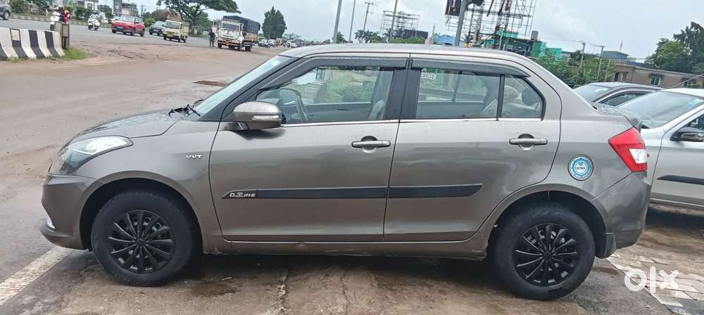 Maruti Suzuki Swift Dzire 1.3 Vxi, 2016, Petrol