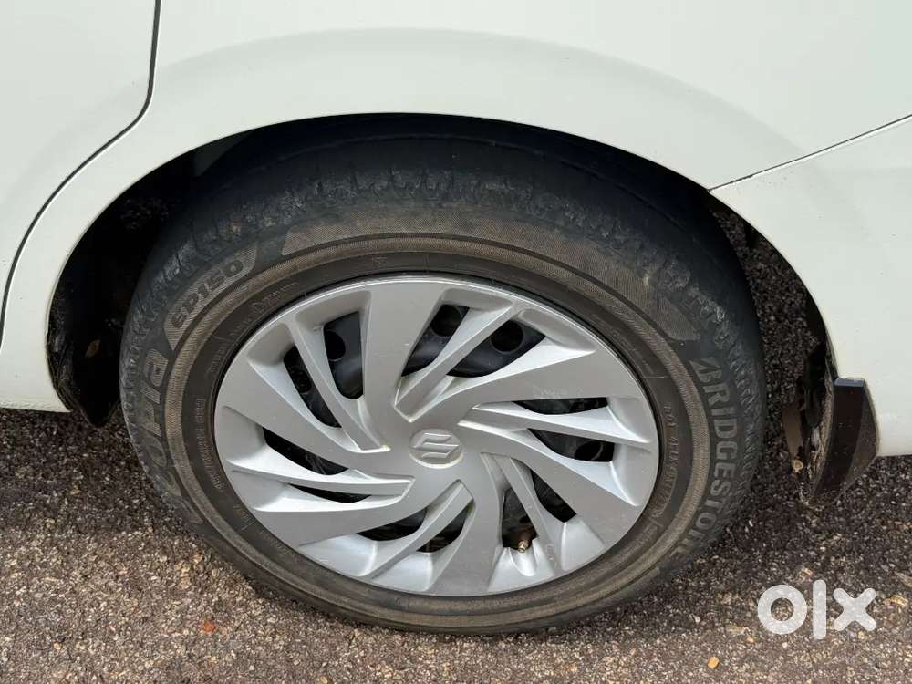 Maruti Suzuki Ertiga Vxi 2023