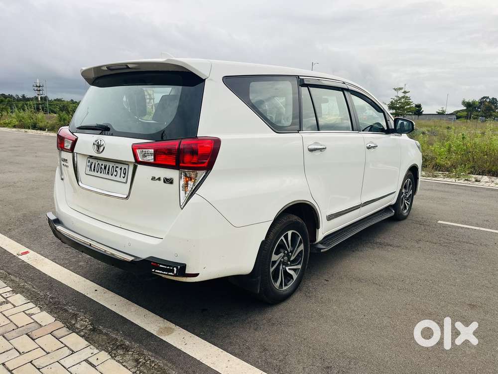 Toyota Innova Crysta 2.4 G Mt 7 Str, 2021, Diesel