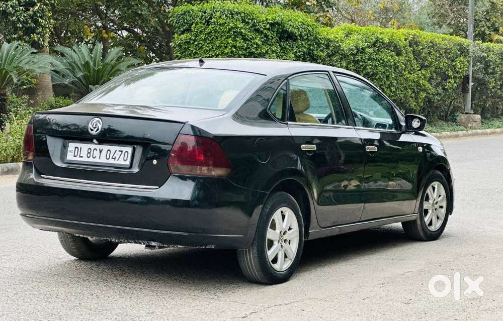 Volkswagen Vento 1.2 Highline Plus At 16 Alloy, 2011, Petrol