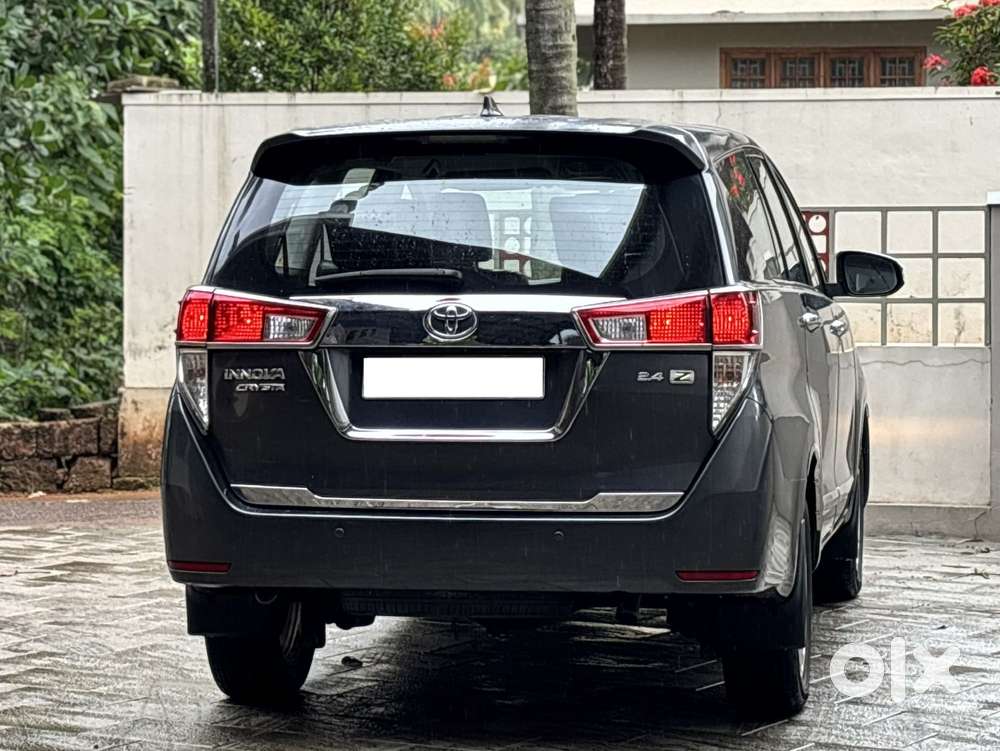 Toyota Innova Crysta 2.4 Zx Mt, 2016, Diesel