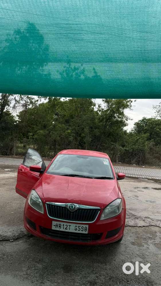 Skoda Rapid 2012 Diesel 118000 Km Driven 1st Owner