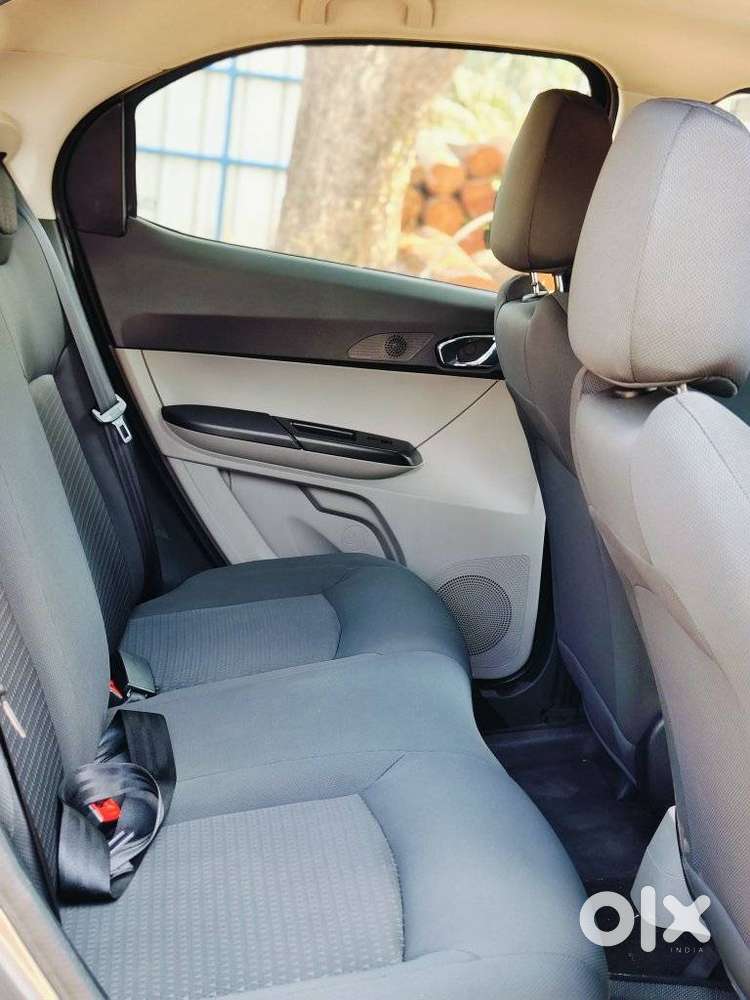 Tata Tiago 1.2 Revotron Xza, 2018, Petrol