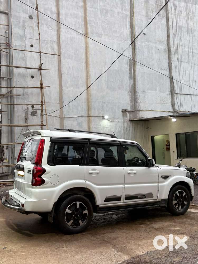 Mahindra Scorpio Classic 2.2 S 11 Mt 7 Cc, 2024, Petrol