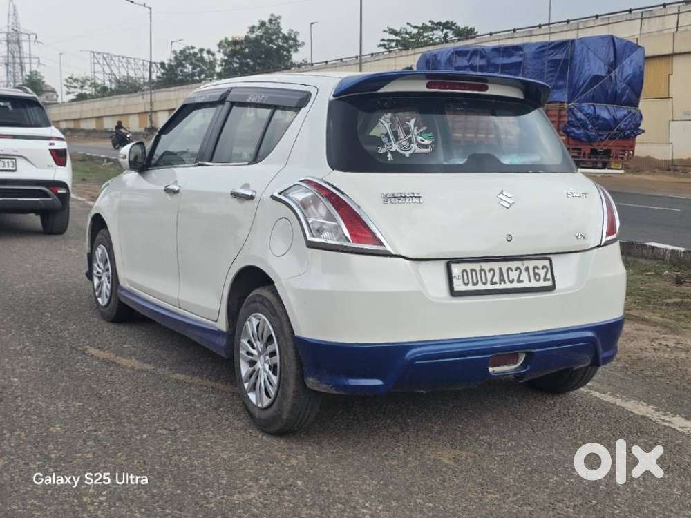 Maruti Suzuki Swift 1.2 Vxi (o), 2016, Petrol