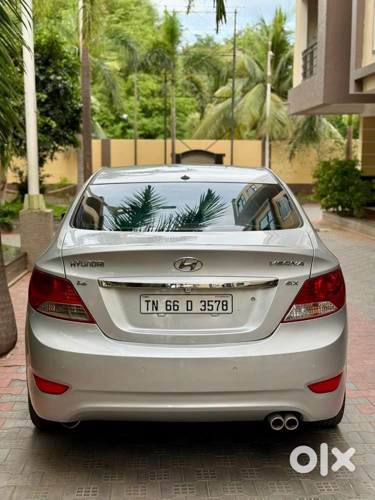 Hyundai Verna Fluidic 1.6 Vtvt Sx, 2011, Petrol