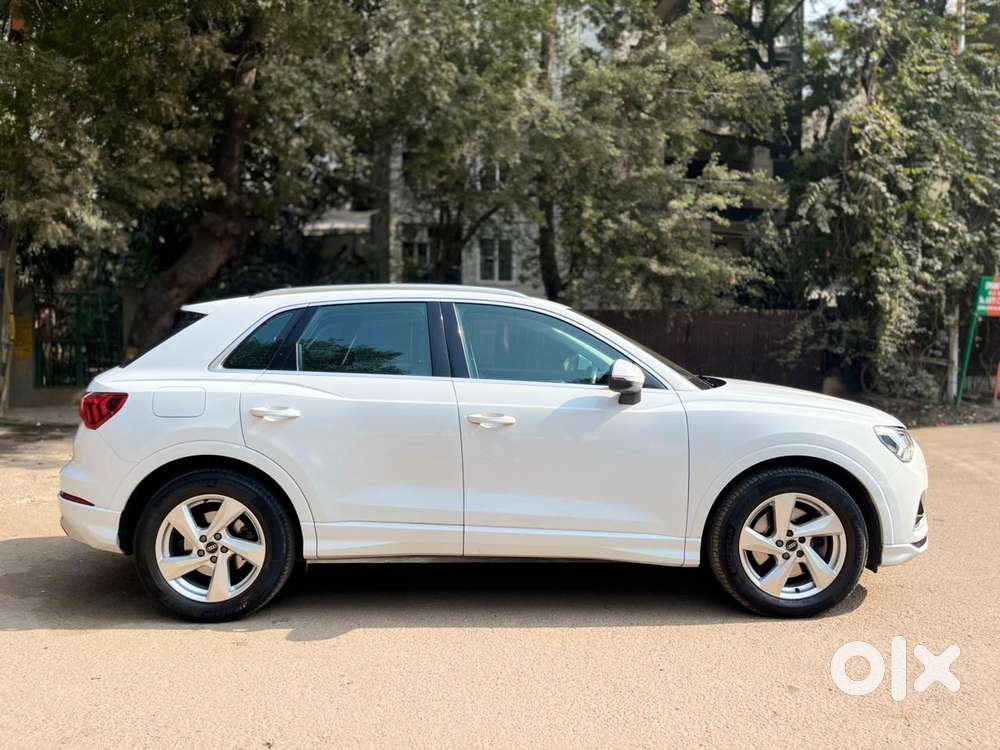 Audi Q3 40 Tfsi Premium Plus, 2023, Petrol