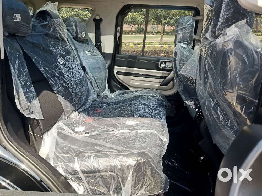 Mahindra Thar Roxx Ax7l Rwd At, 2026, Petrol
