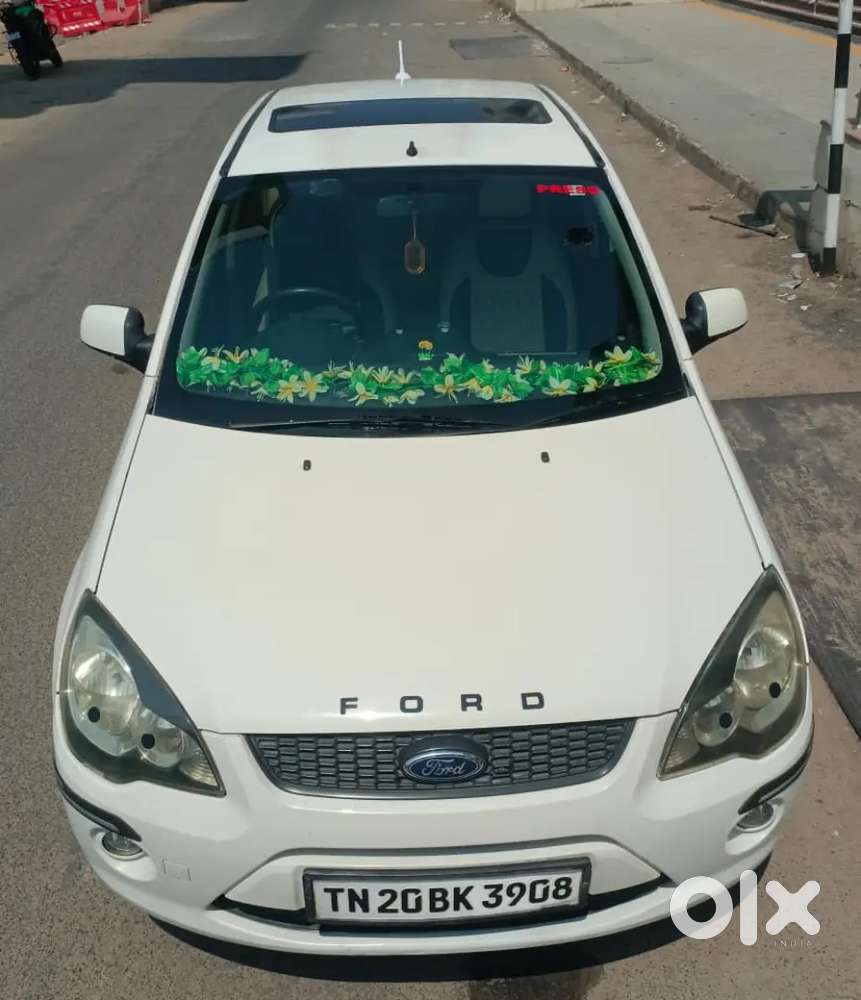 Ford Fiesta - Sportz Edition - Alloys And Spoiler - Good In Mileage.
