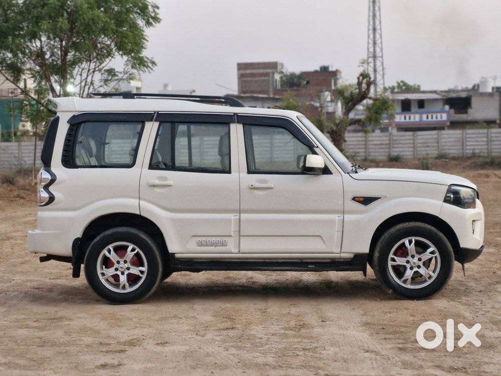 Mahindra Scorpio S8, 2017, Diesel