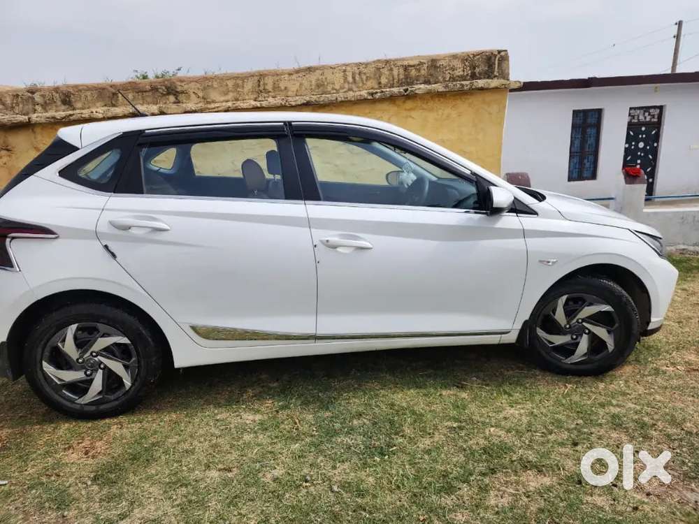 Hyundai New I20 2022 Petrol 23658 Km Driven