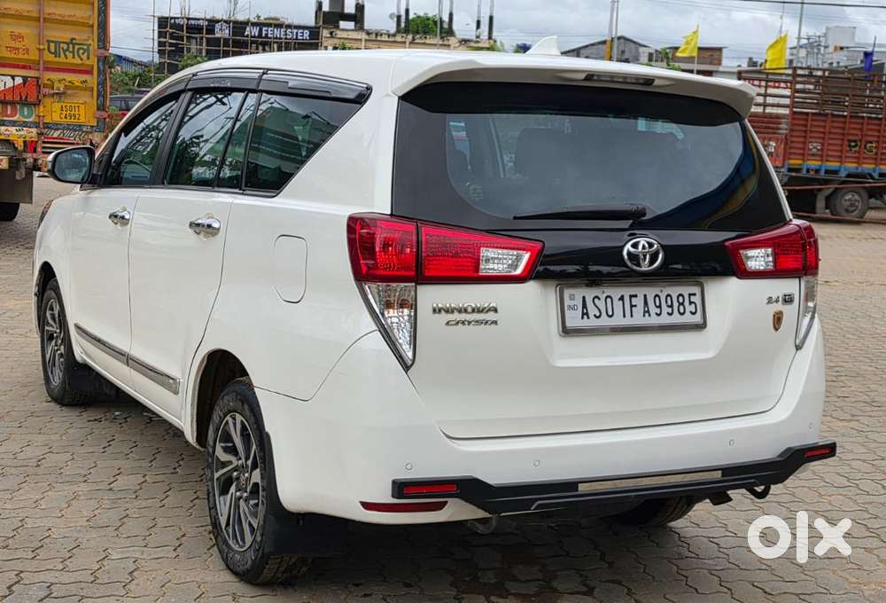 Toyota Innova Crysta 2.4 G Mt, 2022, Diesel