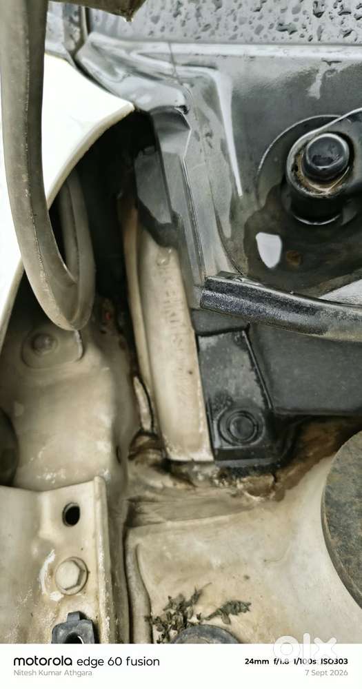Maruti Suzuki Swift Vxi + Manual, 2013, Petrol
