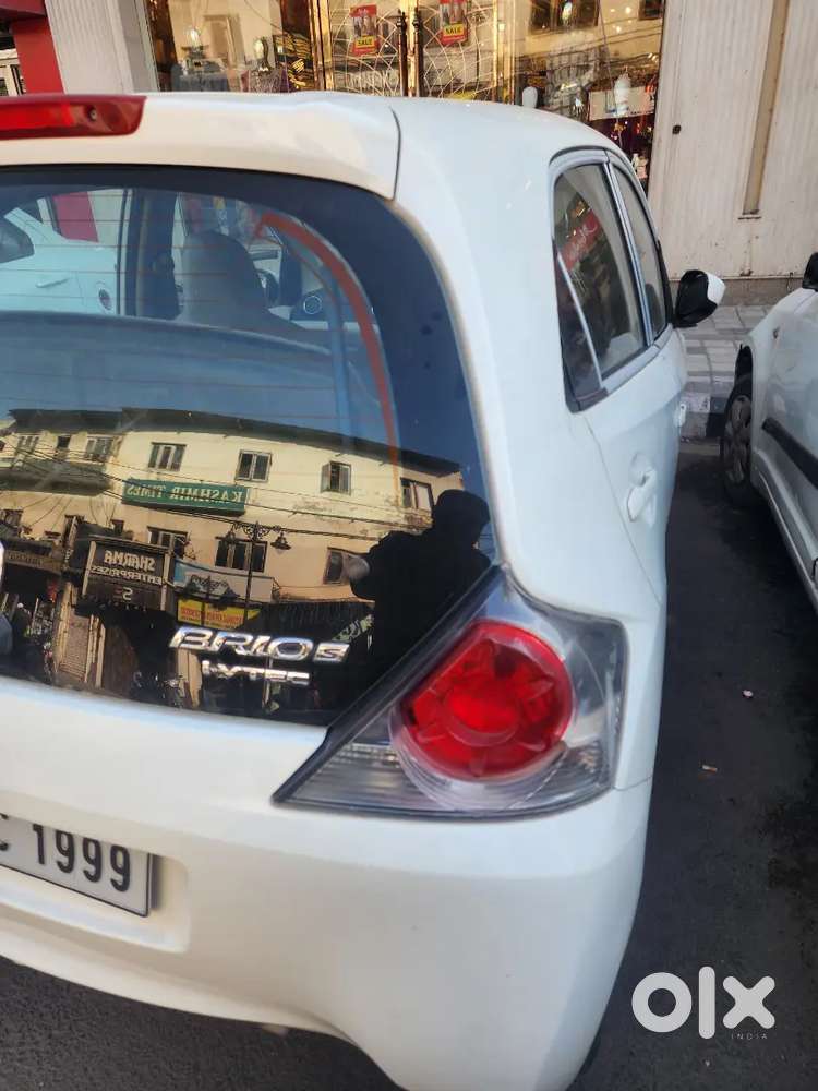 Honda Brio 2012 Petrol Well Maintained